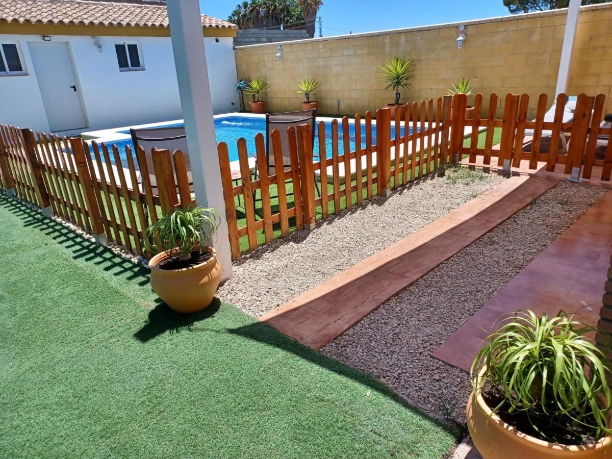Ohana Chiclana de la Frontera Exterior photo
